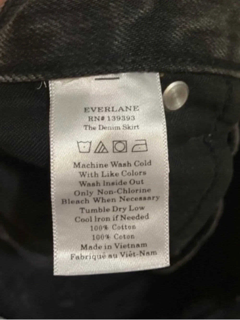 Everlane The Denim Skirt Size 32 in Faded Black